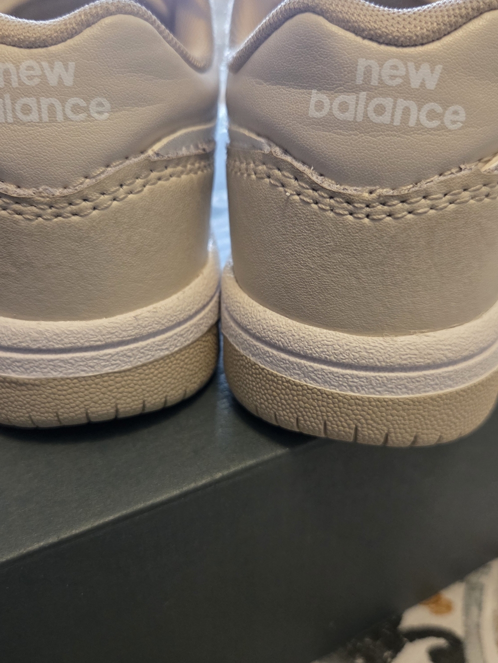 New Balance Kids Beige and White Sneakers - Picture 11 of 12